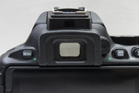 良品 Nikon ニコン D5600 + AF-P DX 18-55mm VR レンズキット デジタル一眼レフカメラ 250821a