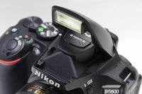 良品 Nikon ニコン D5600 + AF-P DX 18-55mm VR レンズキット デジタル一眼レフカメラ 250821a
