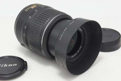 良品 Nikon ニコン AF-S DX NIKKOR 18-55mm F3.5-5.6G VR APS-C ズームレンズ フード付 260831v