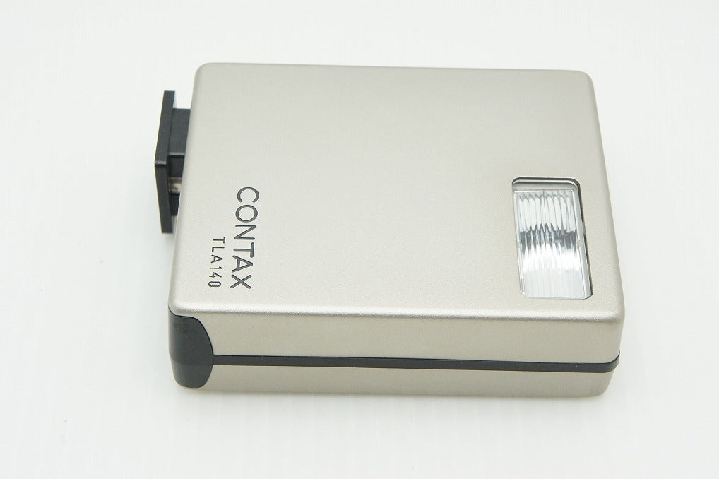 美品 CONTAX コンタックス ストロボ TLA140 ケース付 260212j
