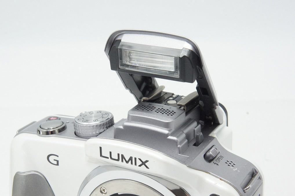 Panasonic パナソニック LUMIX DMC-G3 ボディ ミラーレス一眼カメラ シェルホワイト 260525ag