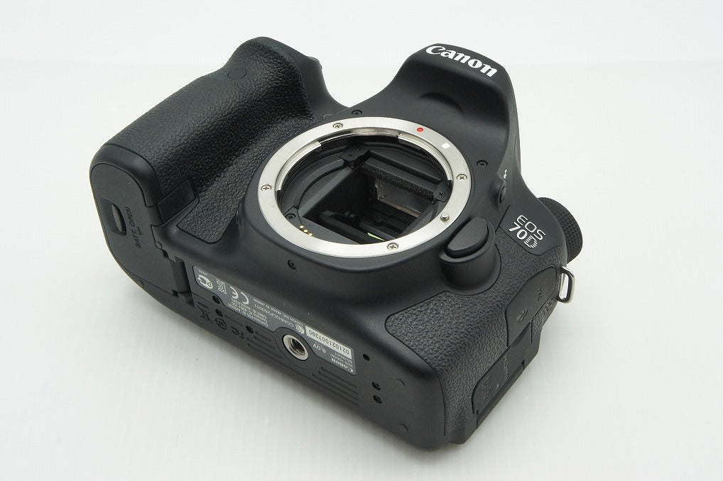 美品 Canon キヤノン EOS 70D ボディ デジタル一眼レフカメラ 260213g