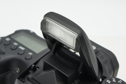 美品 Canon キヤノン EOS 70D ボディ デジタル一眼レフカメラ 260213g