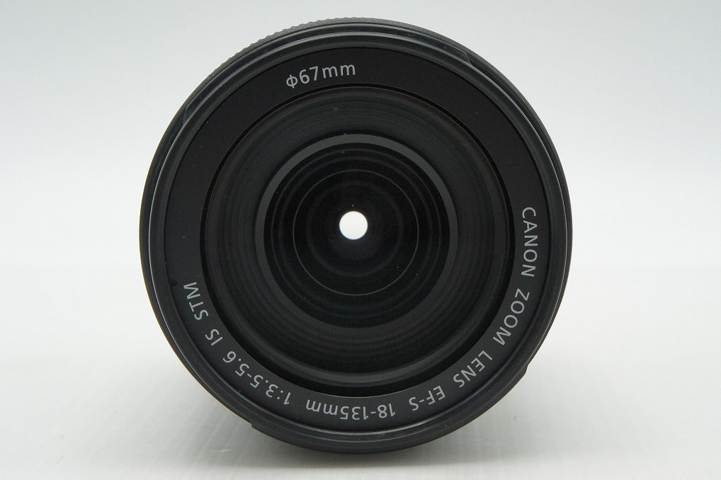 美品 Canon キヤノン EF-S 18-135mm F3.5-5.6 IS STM APS-C ズームレンズ フード付 260213i