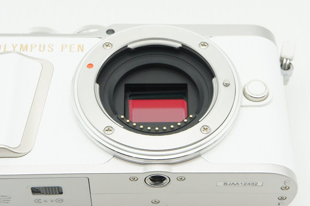 良品 OLYMPUS オリンパス PEN E-PL10 ボディ + M.ZUIKO DIGITAL ED 14-42mm F3.5-5.6 EZ ミラーレス ホワイト 260212b