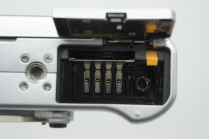 美品 FUJIFILM X-A5 ボディ+ XC 15-45mm F3.5-5.6 OIS PZ レンズキット ミラーレス一眼カメラ ブラウン 元箱付 260217f