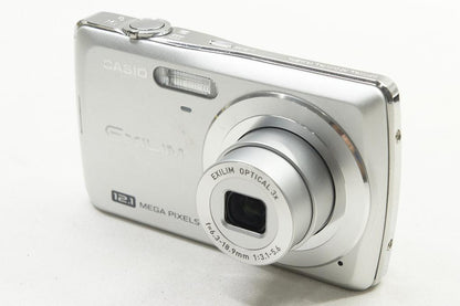 CASIO カシオ EXILIM EX-Z35 コンパクトデジタルカメラ シルバー 元箱付 250824h