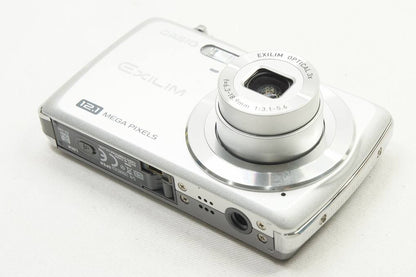 CASIO カシオ EXILIM EX-Z35 コンパクトデジタルカメラ シルバー 元箱付 250824h