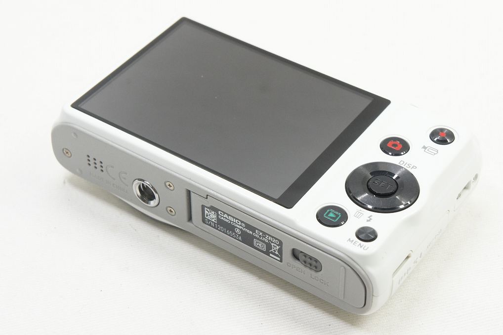 良品 CASIO カシオ EXILIM EX-ZR20 コンパクトデジタルカメラ ホワイト 250817f
