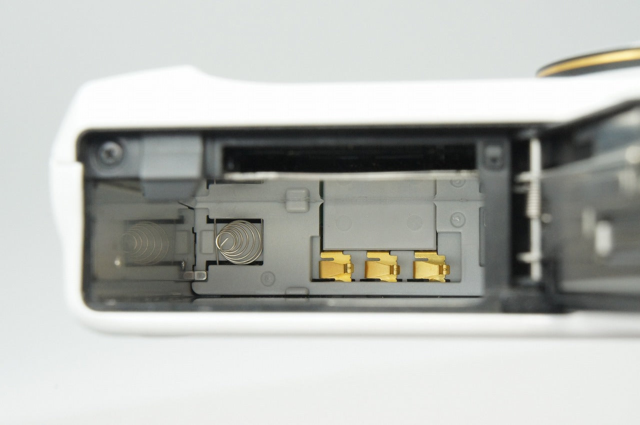 CASIO カシオ HIGH SPEED EXILIM EX-ZR200 コンパクトデジタルカメラ ホワイト 260218b