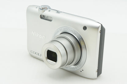 良品 Nikon ニコン COOLPIX S2900 コンパクトデジタルカメラ シルバー 元箱付 260218a