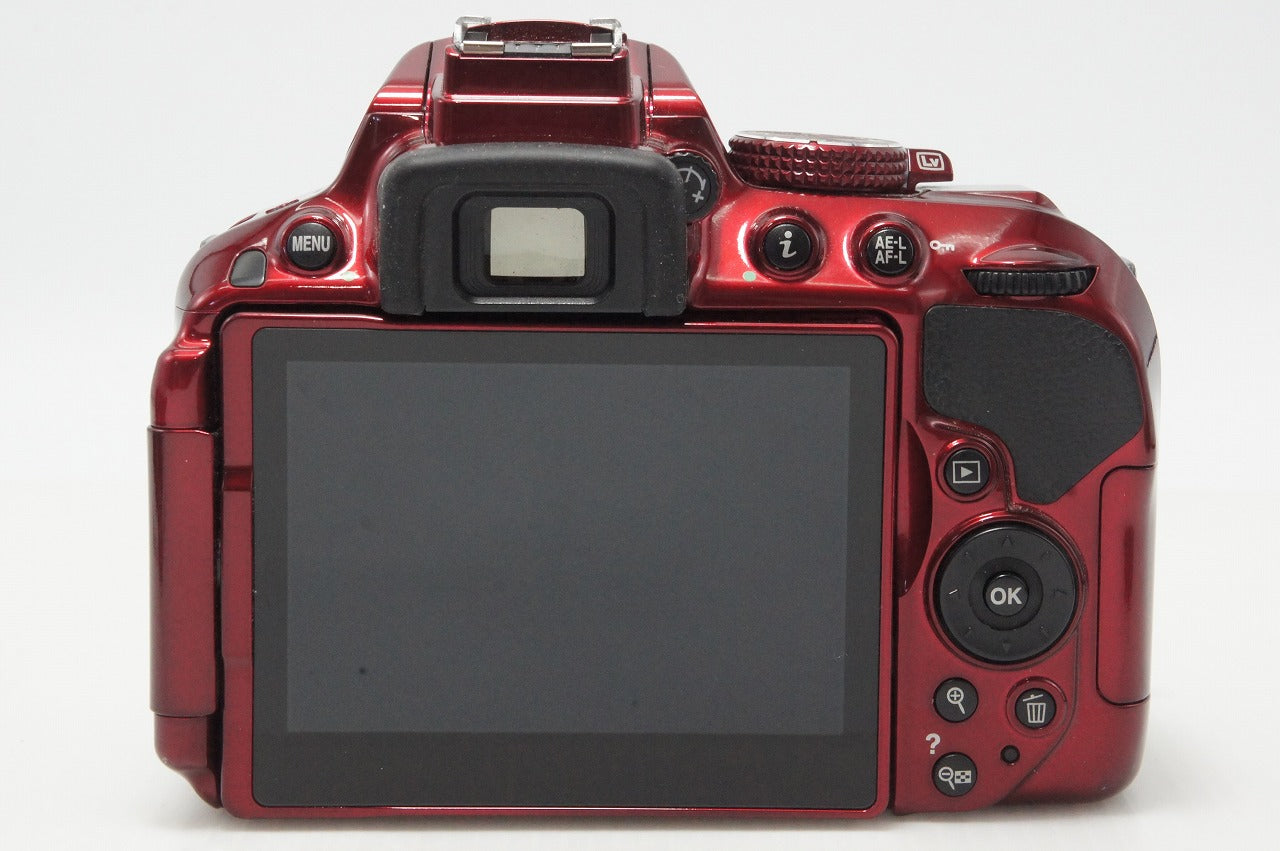 美品 Nikon ニコン D5300 ボディ + AF-S DX 18-55mm VR II レンズキット デジタル一眼レフカメラ レッド 260525ab