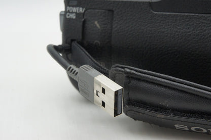 良品 SONY ソニー デジタルビデオカメラ HANDYCAM HDR-CX630V ケース付 260219a