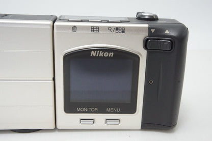 美品 Nikon ニコン COOLPIX 900 E900 デジタルカメラ 元箱付 260325l