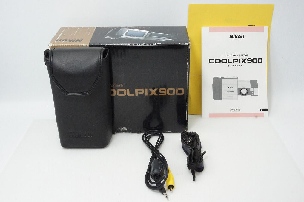 美品 Nikon ニコン COOLPIX 900 E900 デジタルカメラ 元箱付 260325l