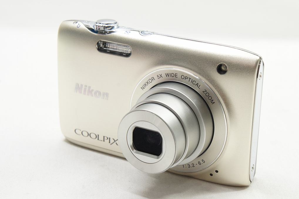 美品 Nikon ニコン COOLPIX S3100 コンパクトデジタルカメラ シャンパンシルバー 250610g