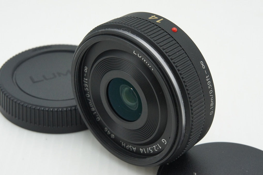美品 Panasonic パナソニック LUMIX G 14mm F2.5 ASPH. H-H014 広角パンケーキレンズ マイクロフォーサーズ 260219i