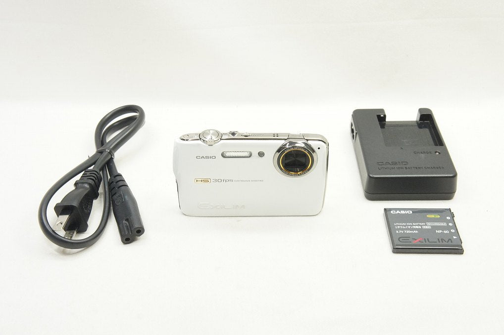 美品 CASIO カシオ HI-SPEED EXILIM EX-FS10 コンパクトデジタルカメラ ホワイト 250610i