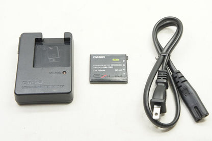 美品 CASIO カシオ HI-SPEED EXILIM EX-FS10 コンパクトデジタルカメラ ホワイト 250610i
