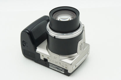 美品 OLYMPUS オリンパス SP-620UZ コンパクトデジタルカメラ シルバー 260219e