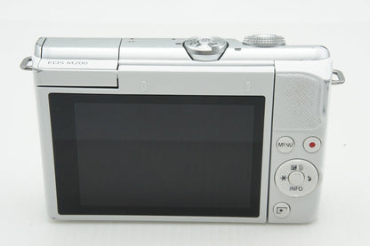 Canon キヤノン EOS M200 レンズキット (EF-M15-45mm F3.5-6.3 IS STM) ミラーレス一眼カメラ ホワイト 260221b