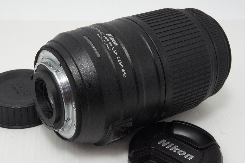 美品 Nikon ニコン AF-S DX NIKKOR 55-300mm F4.5-5.6G ED VR APS-C ズームレンズ フード ポーチ付 260527ag