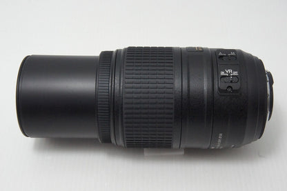 美品 Nikon ニコン AF-S DX NIKKOR 55-300mm F4.5-5.6G ED VR APS-C ズームレンズ フード ポーチ付 260527ag