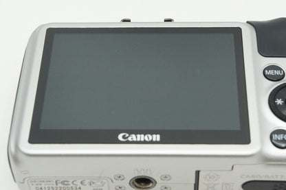 美品 Canon キヤノン EOS M ボディ ミラーレス一眼カメラ シルバー 260220d