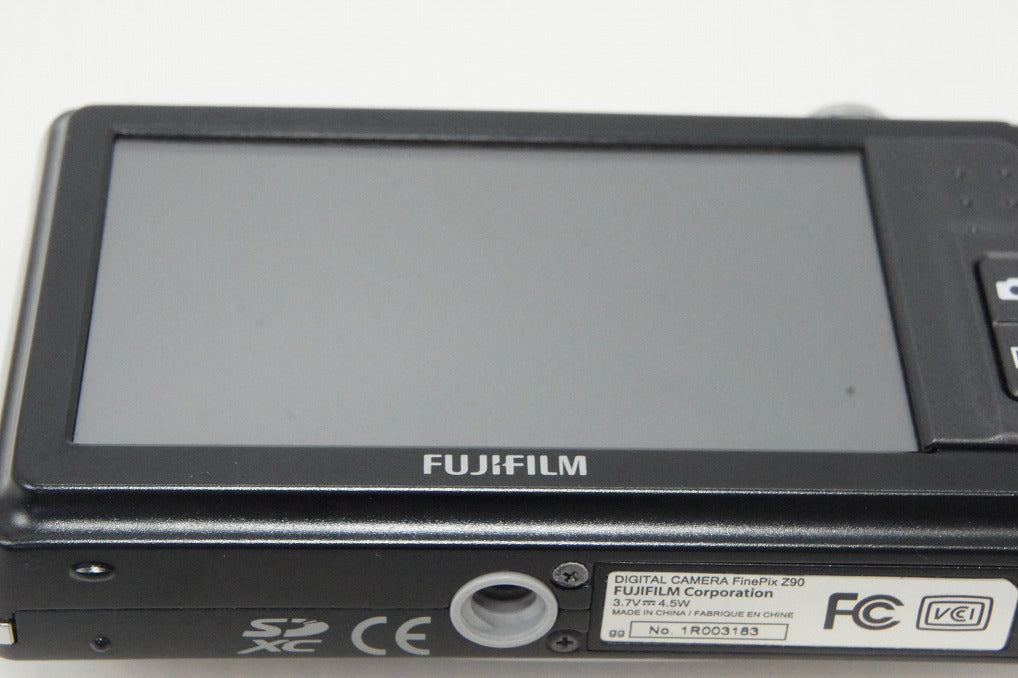 FUJIFILM FinePix Z90 Compact Digital Camera Black with Original Box 260319w