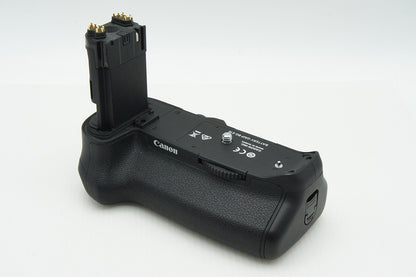 Excellent condition Canon BG-E16 Battery Grip for EOS 7D Mark II, with original box, 260220a