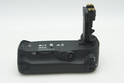 Excellent condition Canon BG-E16 Battery Grip for EOS 7D Mark II, with original box, 260220a
