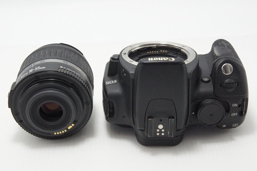 Canon キヤノン EOS Kiss Digital N レンズキット (EF-S 18-55mm II USM) デジタル一眼レフカメラ 260527az