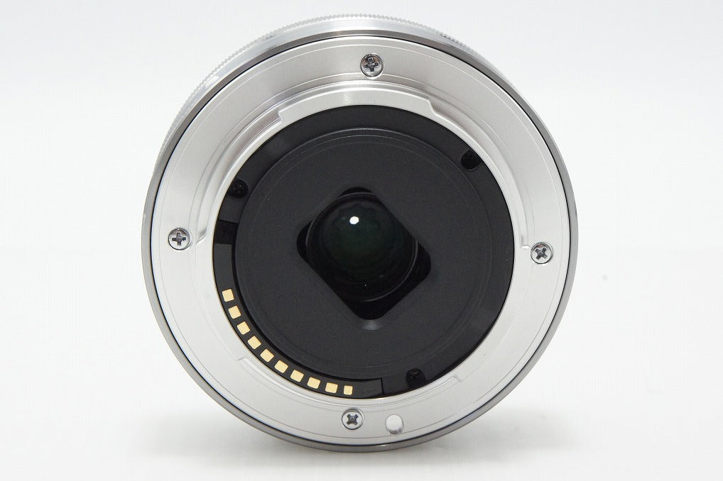 美品 SONY ソニー E 16mm F2.8 SEL16F28 シルバー Ｅマウント APS-C 単焦点レンズ 260527bd