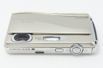 美品 FUJIFILM 富士フイルム FinePix Z800EXR コンパクトデジタルカメラ ゴールド 元箱付 260909v