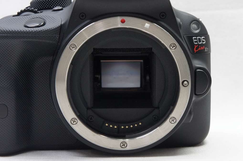 美品 Canon キヤノン EOS Kiss X7 + EF-S 18-55 IS STM レンズキット デジタル一眼レフカメラ 250613a