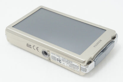 美品 FUJIFILM 富士フイルム FinePix Z800EXR コンパクトデジタルカメラ ゴールド 元箱付 260909v