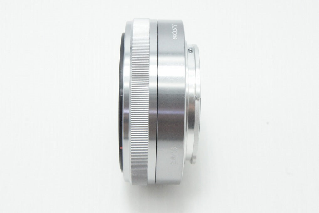 美品 SONY ソニー E 16mm F2.8 SEL16F28 シルバー Ｅマウント APS-C 単焦点レンズ 260527bd