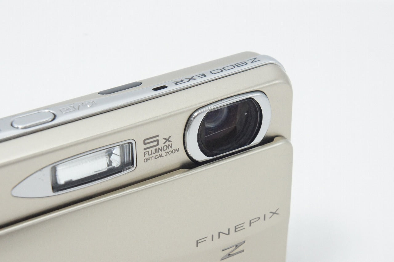 Fujifilm FinePix Z800EXR ゴールド 美品 FUJIFILM 富士フイルム FinePix Z800EXR コンパクトデジタル