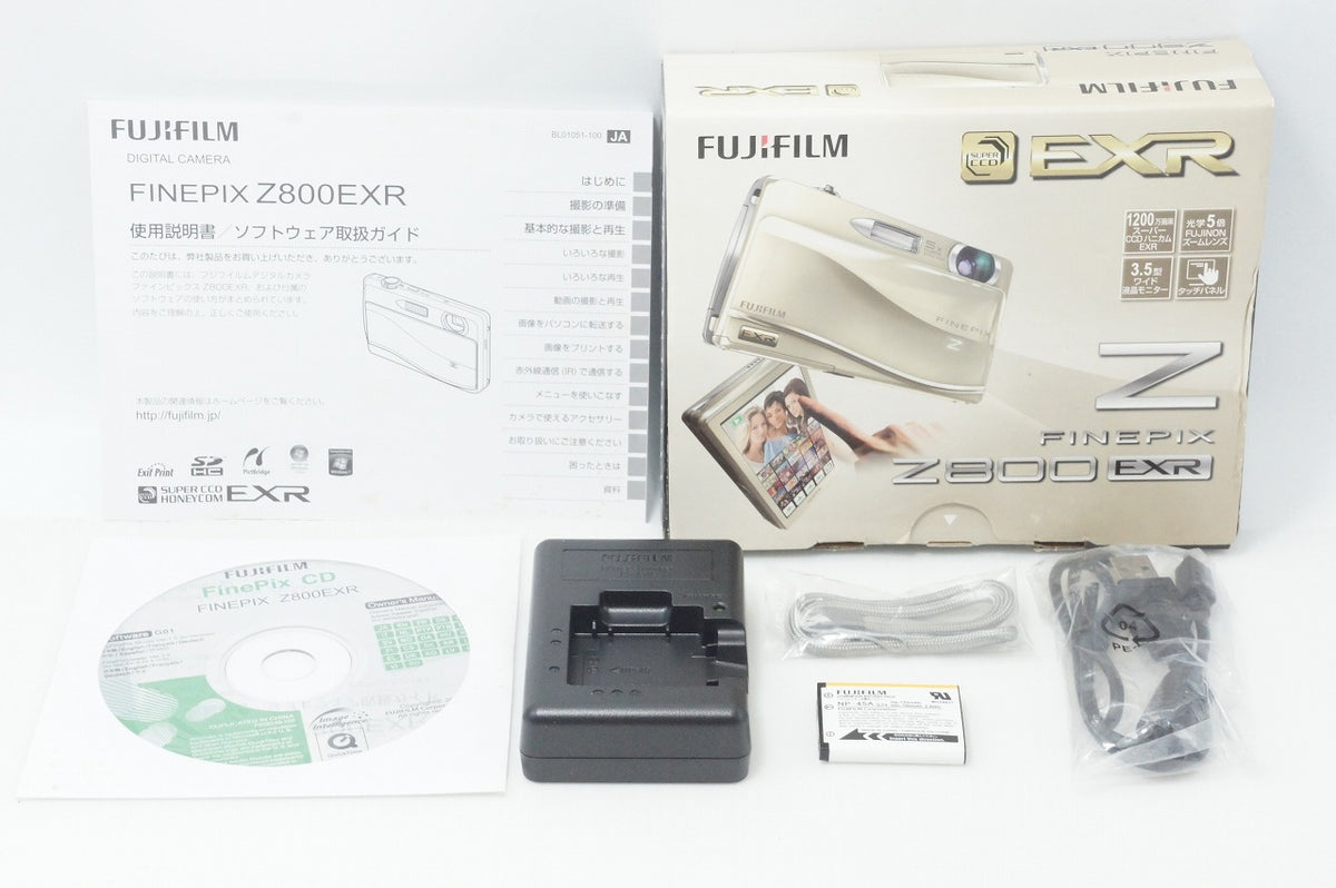 美品 FUJIFILM 富士フイルム FinePix Z800EXR コンパクトデジタルカメラ ゴールド 元箱付 260909v
