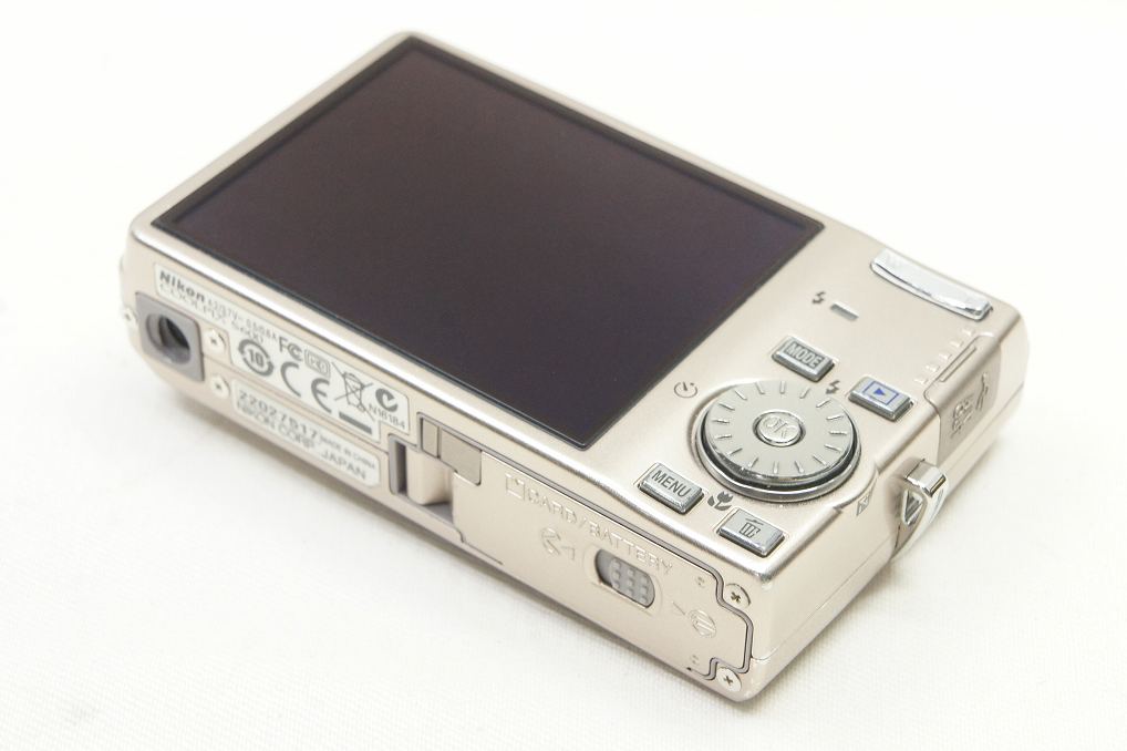 良品 Nikon ニコン COOLPIX S600 コンパクトデジタルカメラ ピンクゴールド 元箱付 250613i