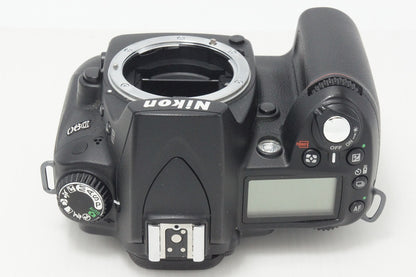 美品 Nikon ニコン D90 ボディ デジタル一眼レフカメラ 260907a