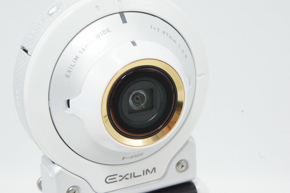 美品 CASIO カシオ EXILIM EX-FR100L デジタルカメラ ホワイト 260527i