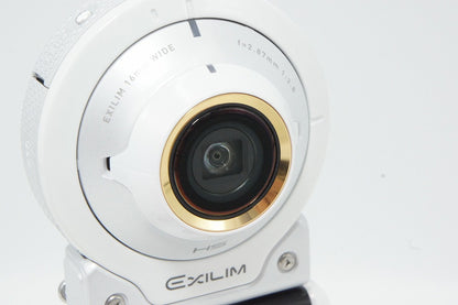 美品 CASIO カシオ EXILIM EX-FR100L デジタルカメラ ホワイト 260527i