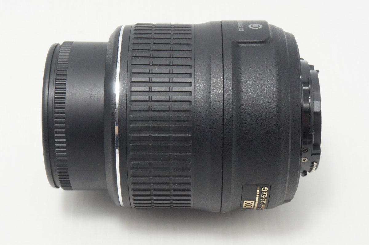美品 Nikon ニコン AF-S DX NIKKOR 18-55mm F3.5-5.6G VR APS-C ズームレンズ 260910s