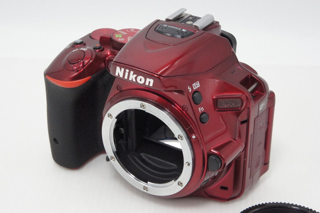 Nikon ニコン D5500 ボディ デジタル一眼レフカメラ レッド 260401n 