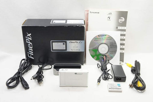 FUJIFILM フジフィルム FinePix Z2 コンパクトデジタルカメラ ホワイト 元箱付 250604v
