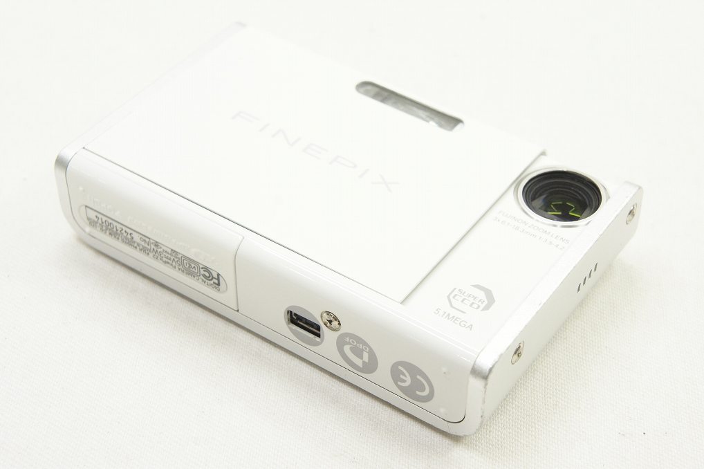 FUJIFILM フジフィルム FinePix Z2 コンパクトデジタルカメラ ホワイト 元箱付 250604v