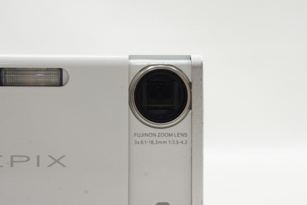 FUJIFILM フジフィルム FinePix Z2 コンパクトデジタルカメラ ホワイト 元箱付 250604v