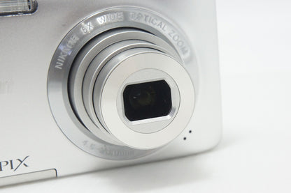 美品 Nikon ニコン COOLPIX S2900 コンパクトデジタルカメラ シルバー 260910c