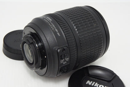 美品 Nikon ニコン AF-S DX NIKKOR 18-105mm F3.5-5.6G ED VR APS-C ズームレンズ フード付 260529a